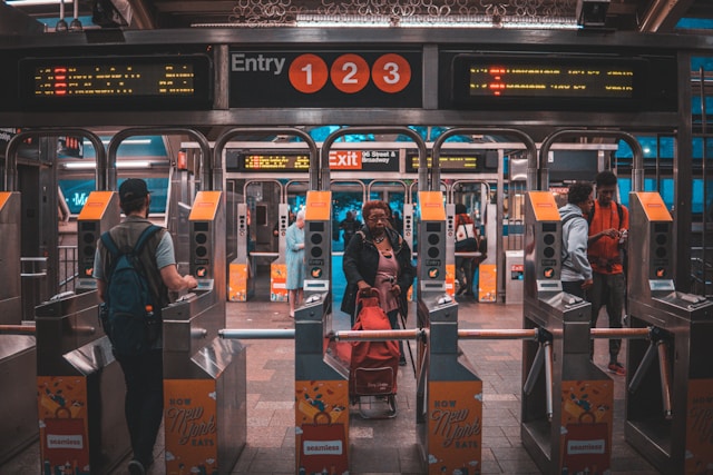 DTSis | Transforming Transit: Top 4 Areas Adopting Contactless Ticketing Solutions